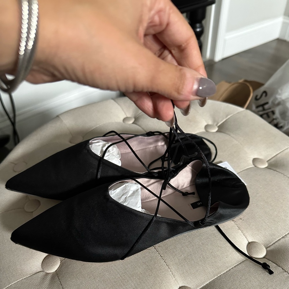 Zara flat shoes all size 38 new with tags
